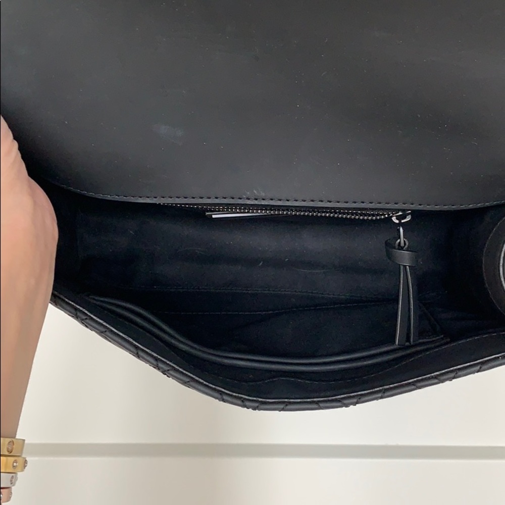 Tory Burch - Picture 3 of 6